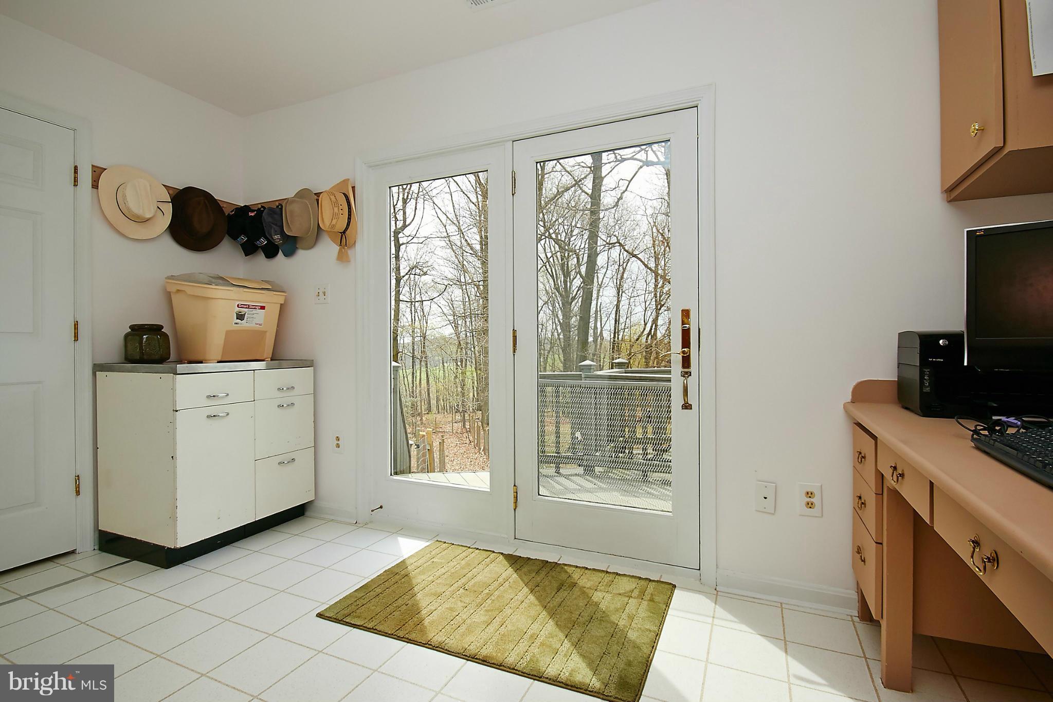 17189 Clarksridge Road Leesburg, VA 20176 - Photo 18 of 30 MUD ROOM