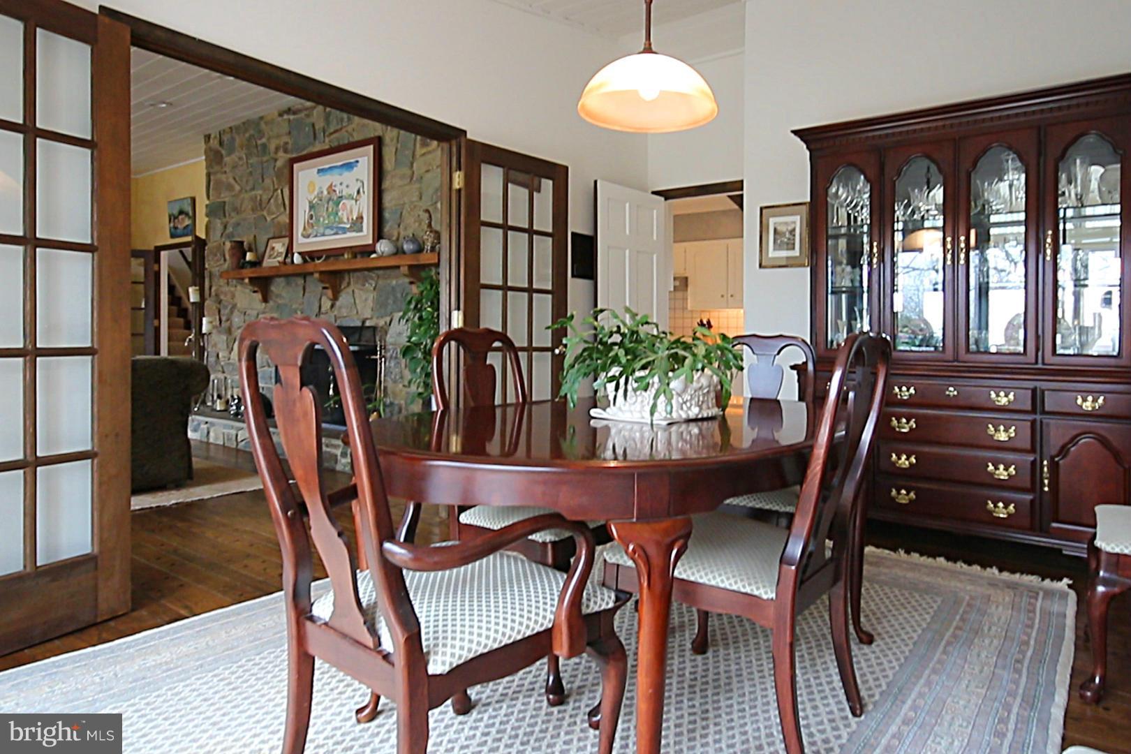 17189 Clarksridge Road Leesburg, VA 20176 - Photo 5 of 30 DINING ROOM