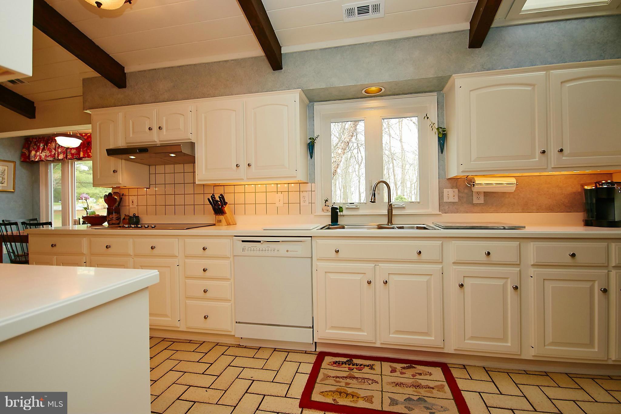 17189 Clarksridge Road Leesburg, VA 20176 - Photo 8 of 30 KITCHEN