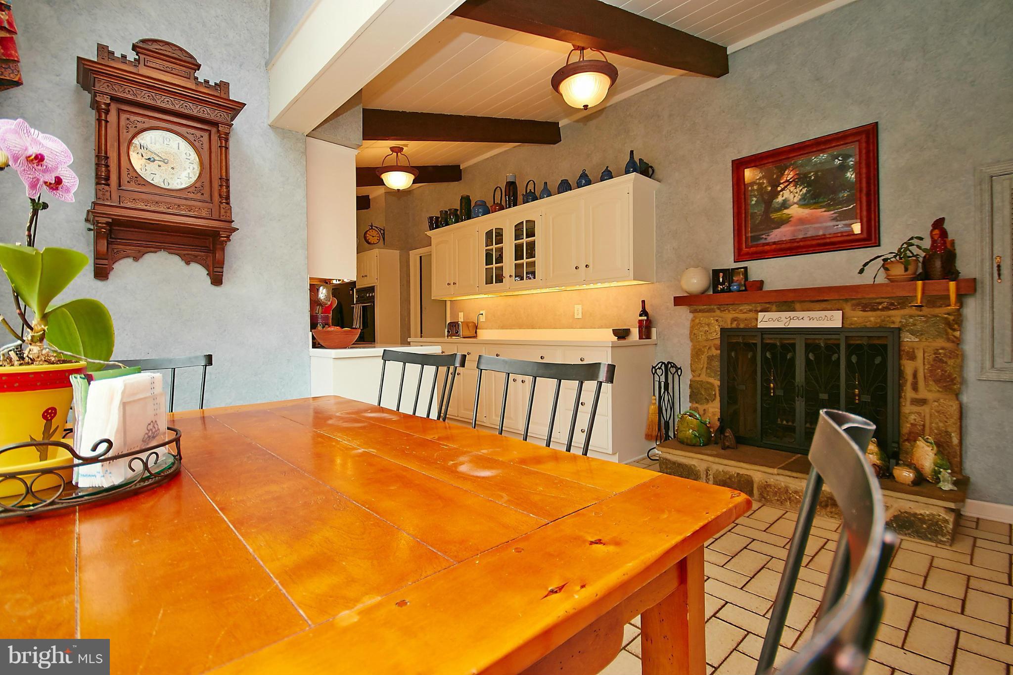 17189 Clarksridge Road Leesburg, VA 20176 - Photo 10 of 30 BREAKFAST ROOM