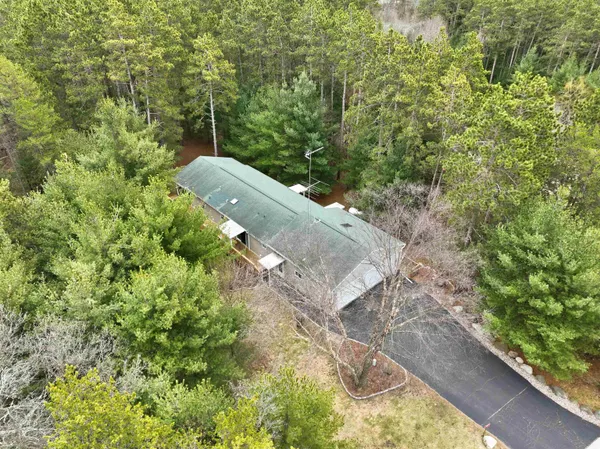 $374,900 | 1008 Gem Avenue, Wisconsin Dells, WI 53965