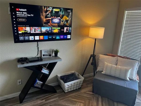 $299,500 | 9900 Northshore Boulevard, Unit 3202, Corsicana, TX 75109