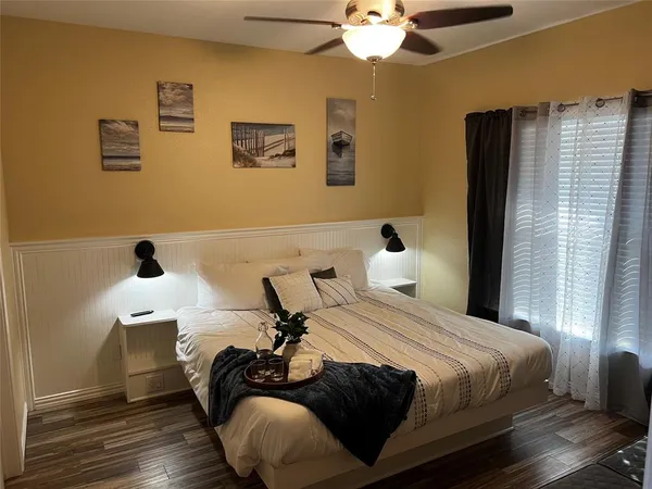 $299,500 | 9900 Northshore Boulevard, Unit 3202, Corsicana, TX 75109