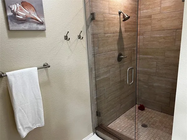 $299,500 | 9900 Northshore Boulevard, Unit 3202, Corsicana, TX 75109