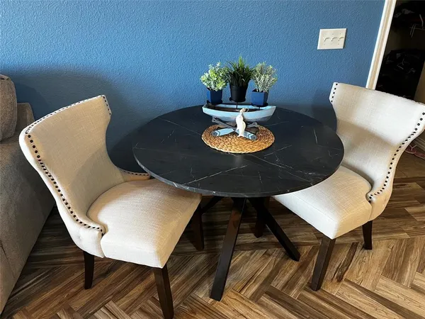 $299,500 | 9900 Northshore Boulevard, Unit 3202, Corsicana, TX 75109