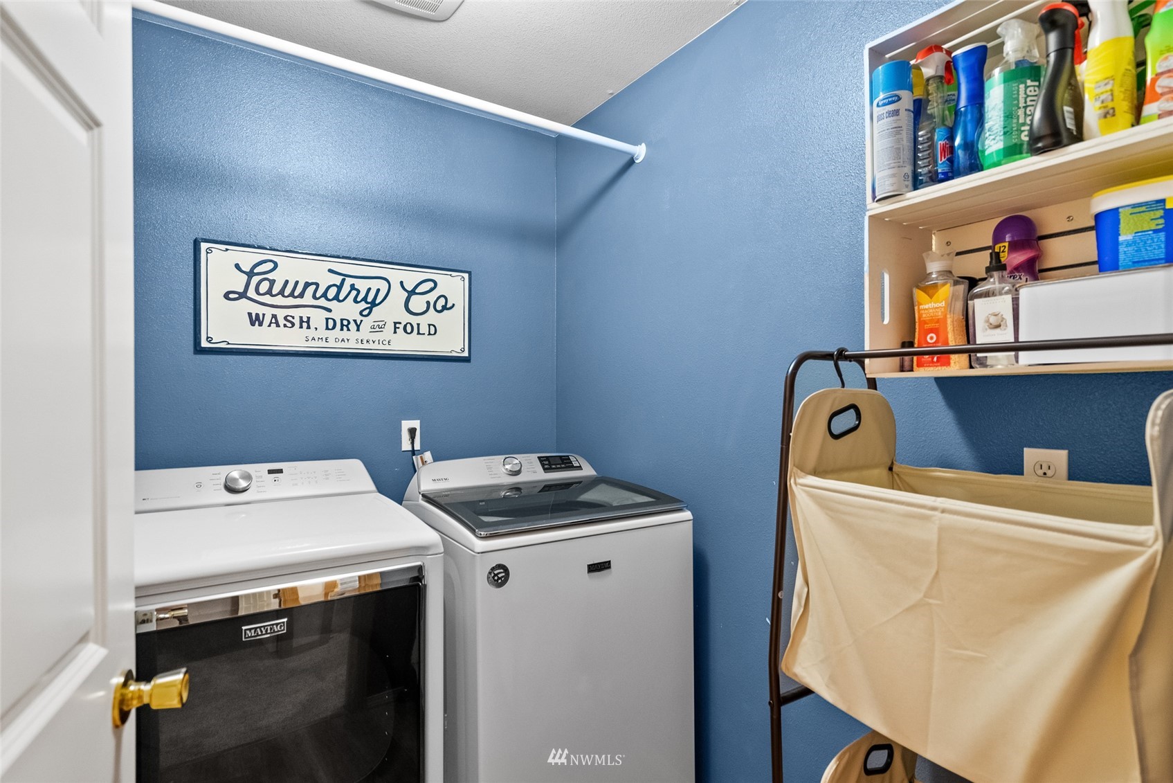 6741 Northwest Ranger Way Silverdale, WA 98383 - Photo 31 of 38 a utility room with dryer and washer