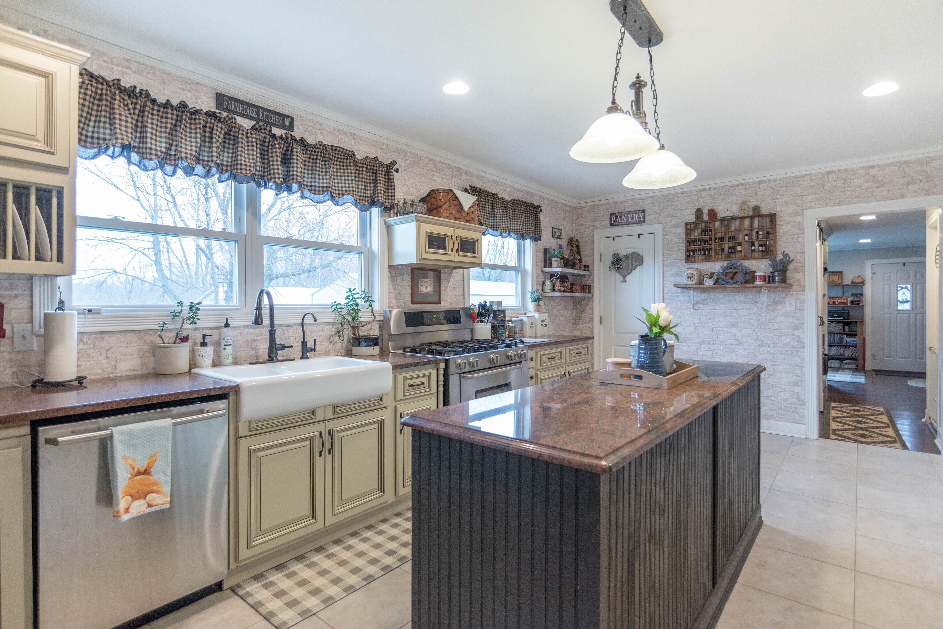 8825 Paddock Road Indianapolis, IN 46221 - Photo 11 of 51 Gallery Image 11