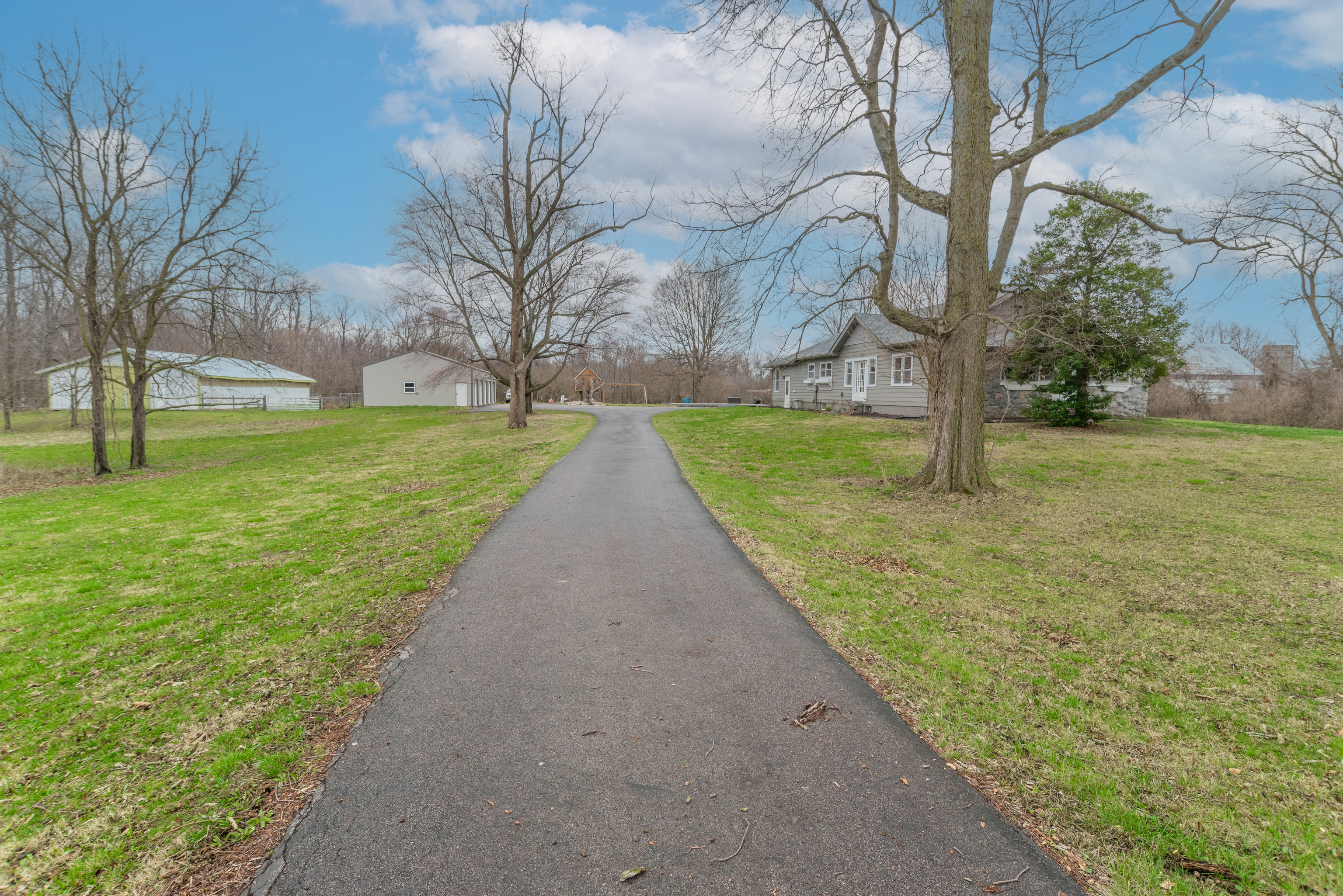 8825 Paddock Road Indianapolis, IN 46221 - Photo 47 of 51 Gallery Image 47