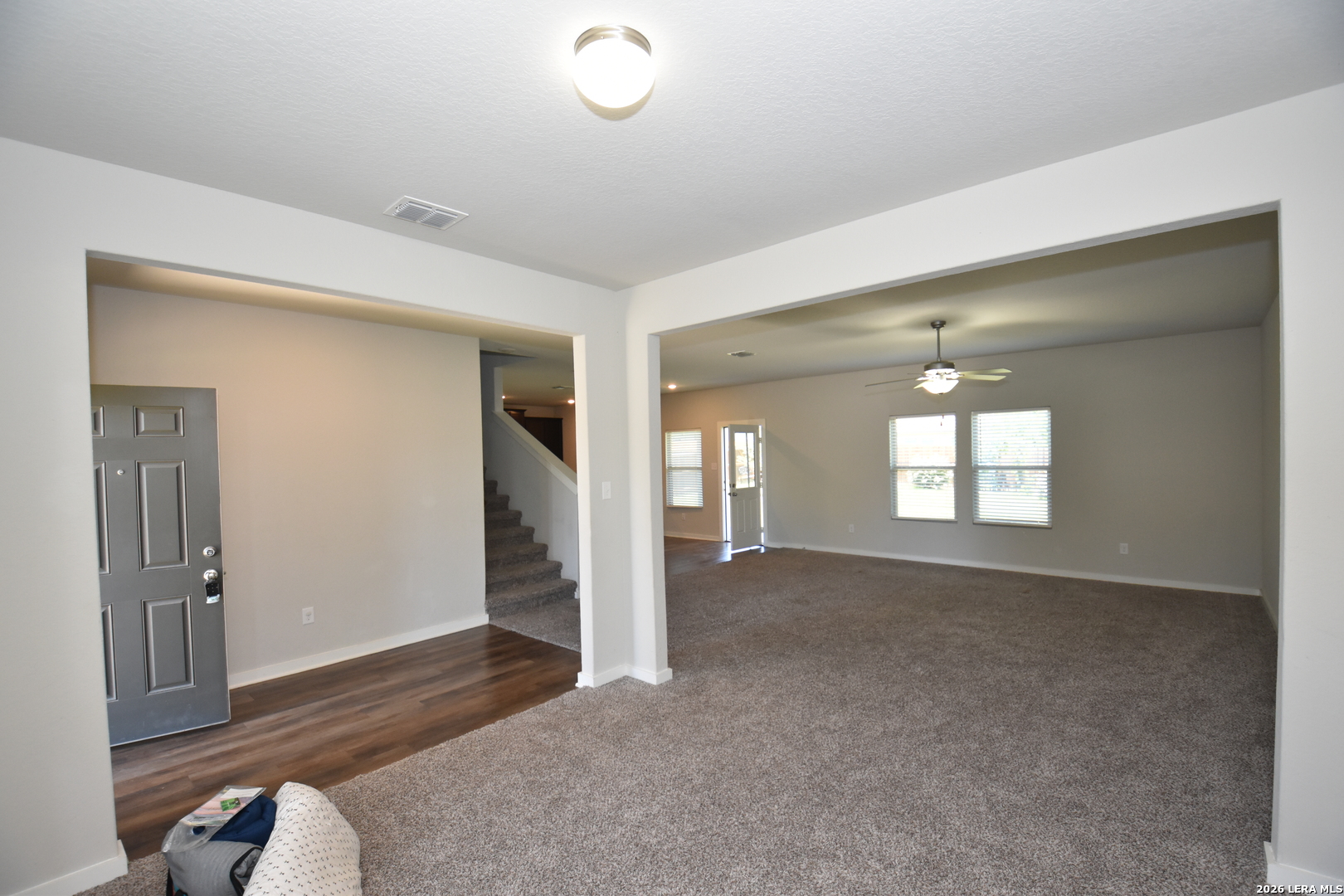9111 Spigel Way Converse, TX 78109 - Photo 5 of 24 an empty room with windows