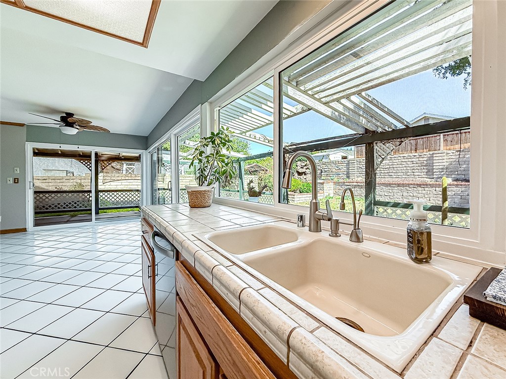 2235 Burnside Street Simi Valley, CA 93065 - Photo 27 of 71