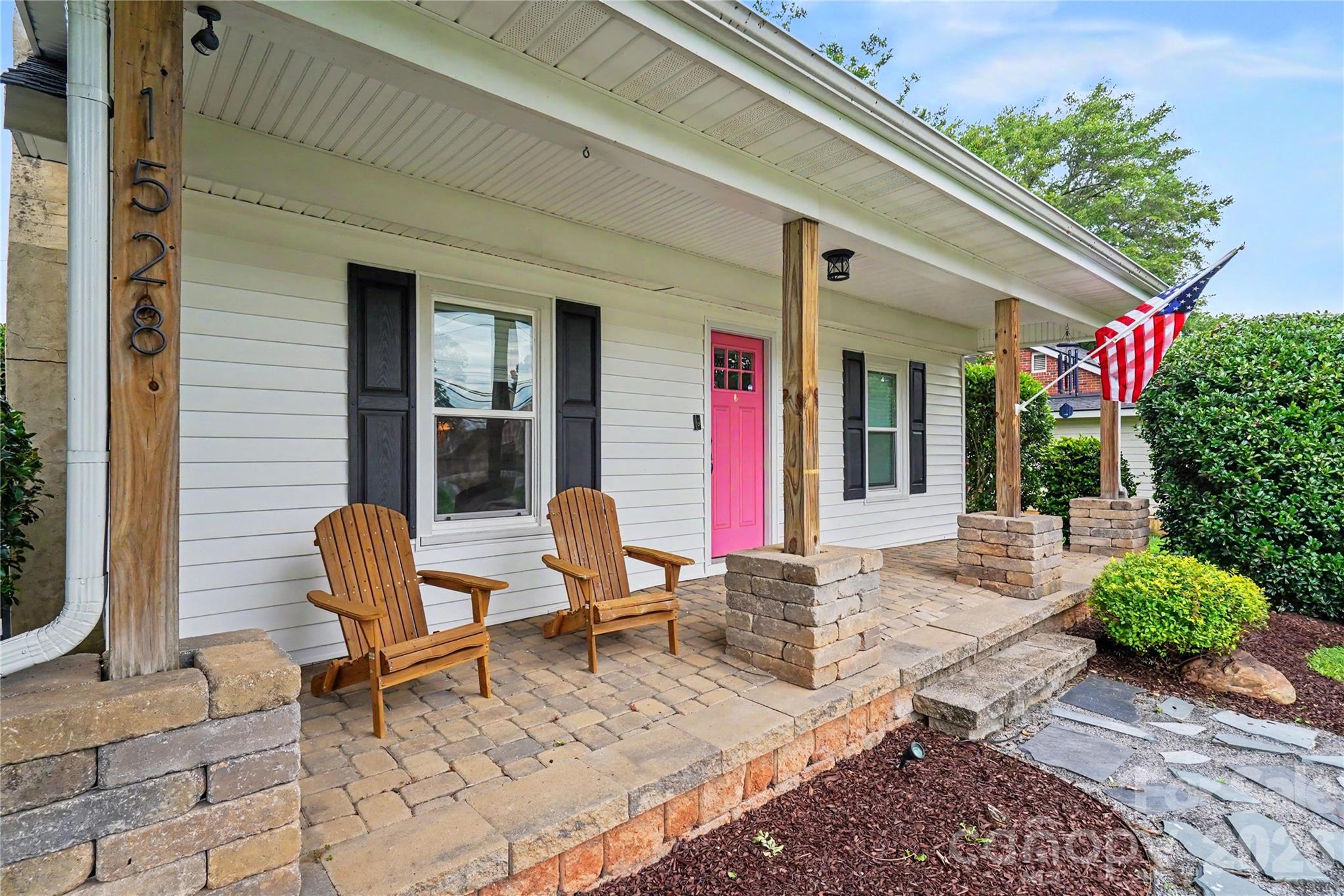 1528 South Point Road Belmont, NC 28012 - Photo 3 of 39