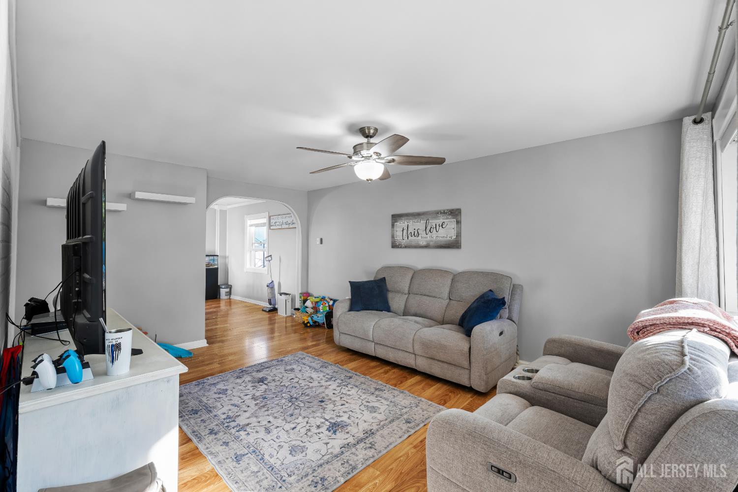 42 John Street Helmetta, NJ 08828 - Photo 7 of 44