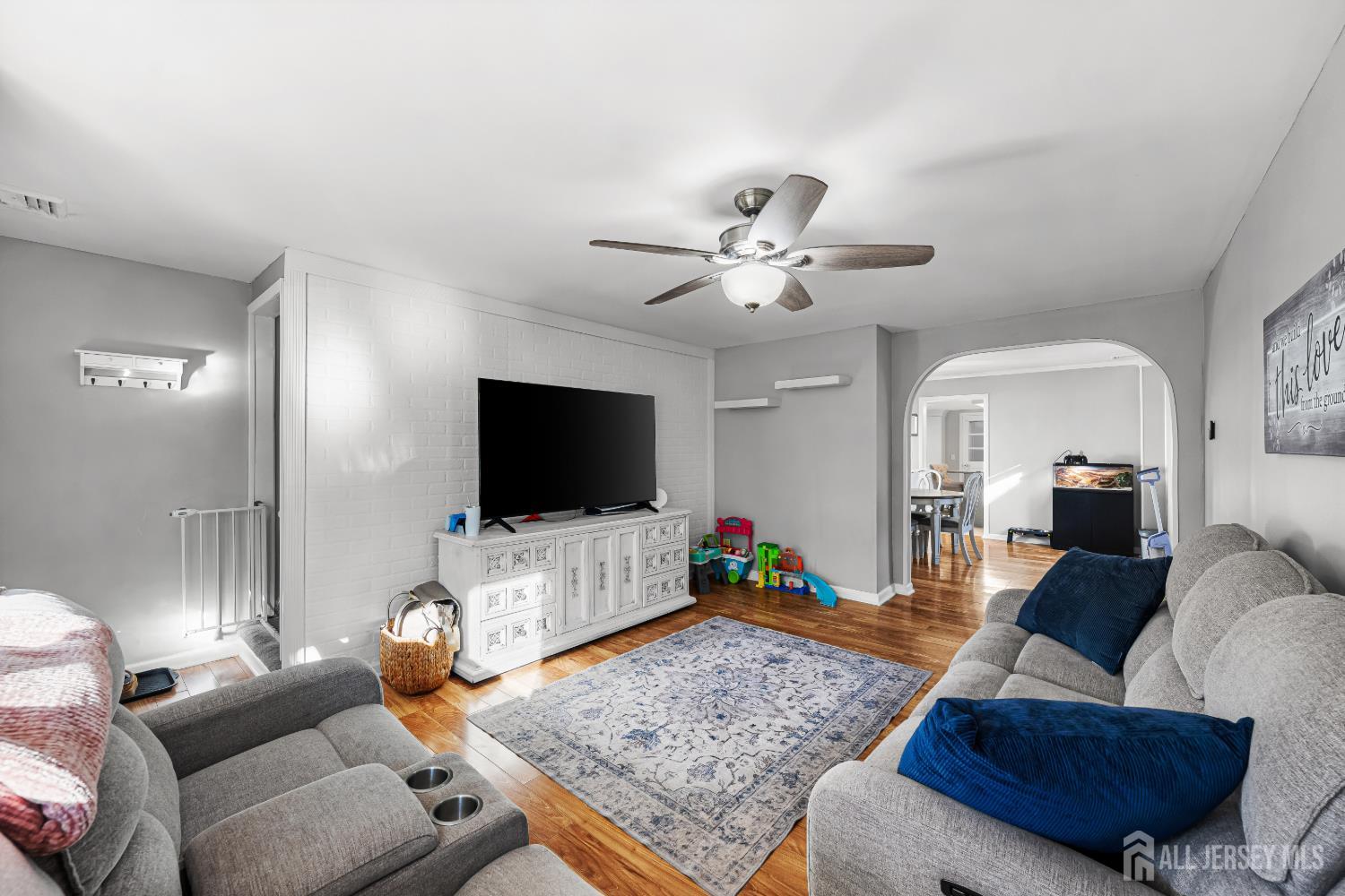 42 John Street Helmetta, NJ 08828 - Photo 9 of 44