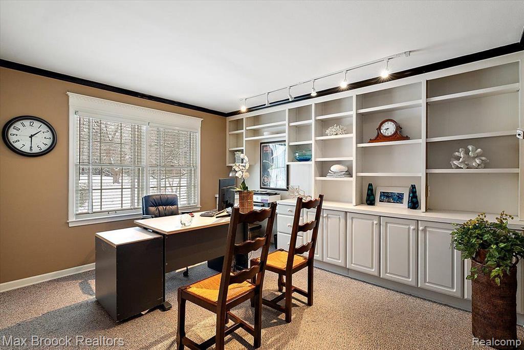 2085 Quarton Road Bloomfield Hills, MI 48301 - Photo 17 of 55