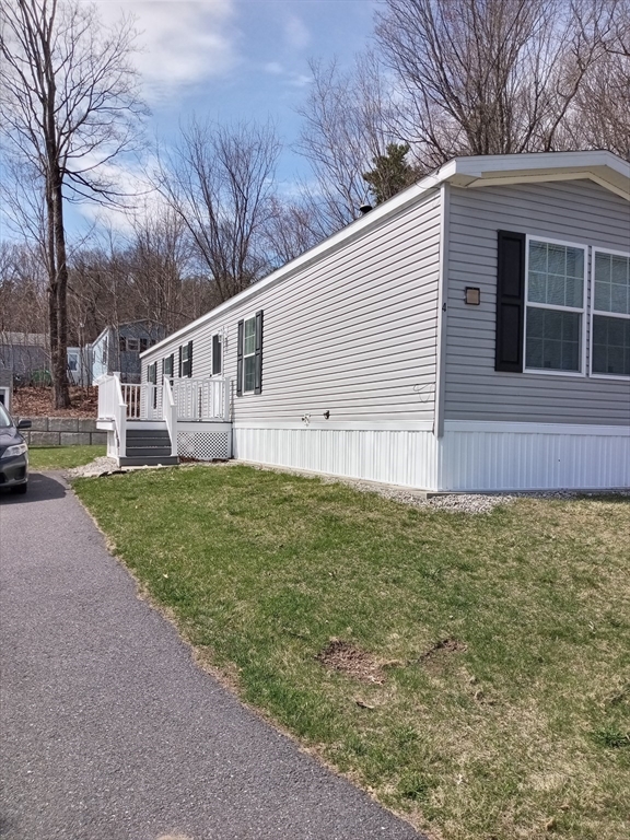 4 Jordan Way Pepperell, MA 01463 - Photo 11 of 13