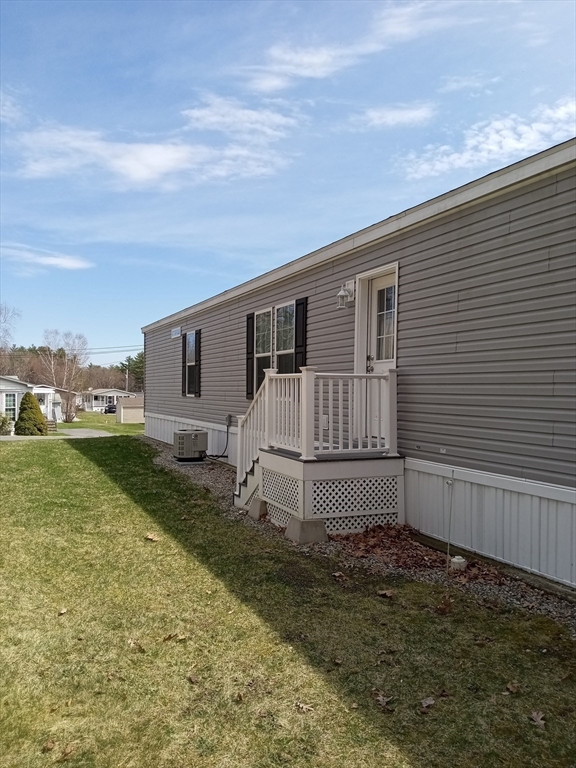 4 Jordan Way Pepperell, MA 01463 - Photo 12 of 13