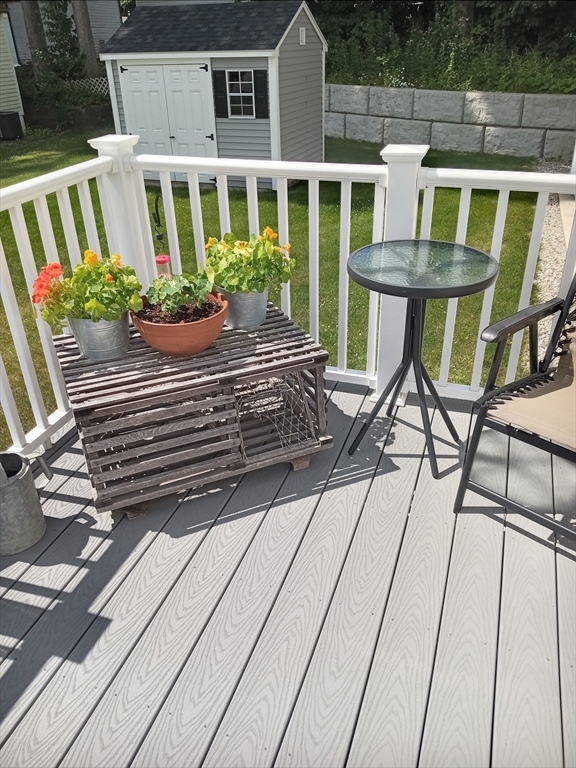 4 Jordan Way Pepperell, MA 01463 - Photo 2 of 11