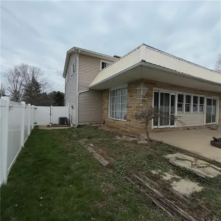 $200,000 | 2927 Spangler Road, Hermitage, PA 16148