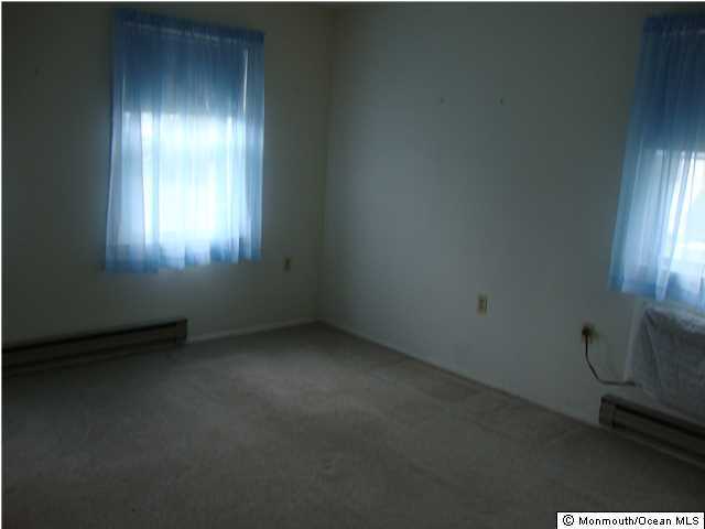 18 Hartford Road Whiting, NJ 08759 - Photo 11 of 17 Additional Photo