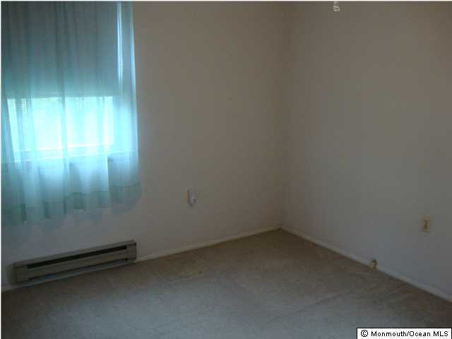 18 Hartford Road Whiting, NJ 08759 - Photo 13 of 17 Additional Photo