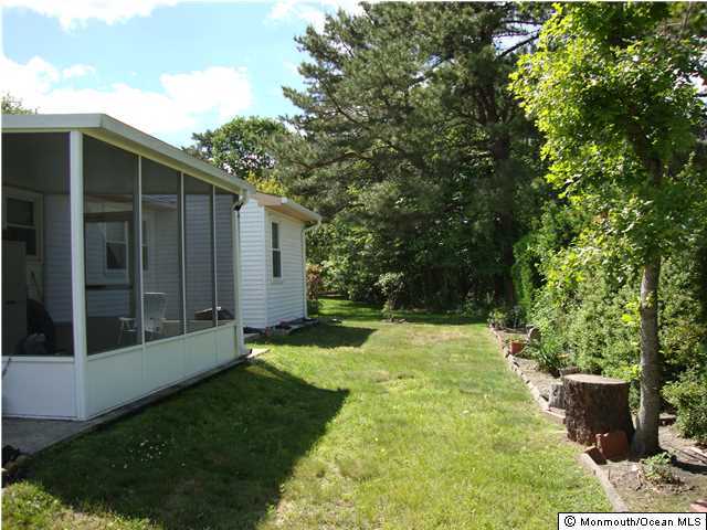 18 Hartford Road Whiting, NJ 08759 - Photo 15 of 17 Additional Photo