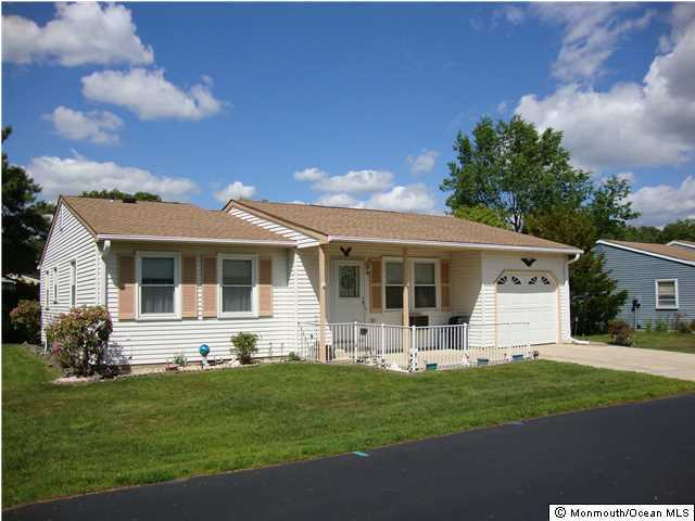 18 Hartford Road Whiting, NJ 08759 - Photo 2 of 17 Additional Photo