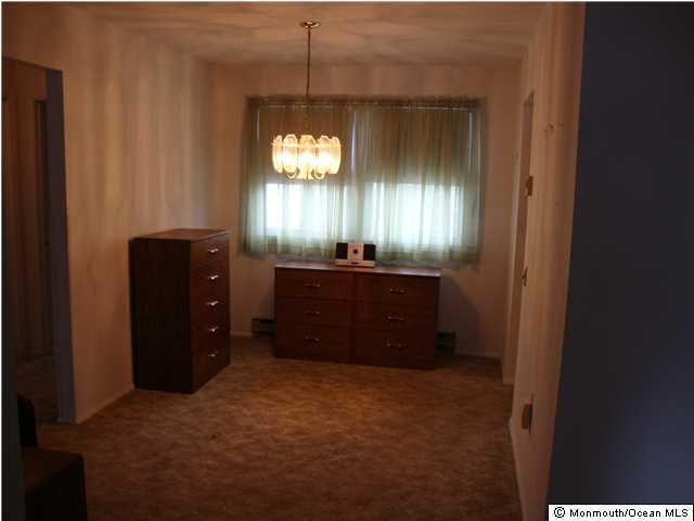18 Hartford Road Whiting, NJ 08759 - Photo 5 of 17 Additional Photo