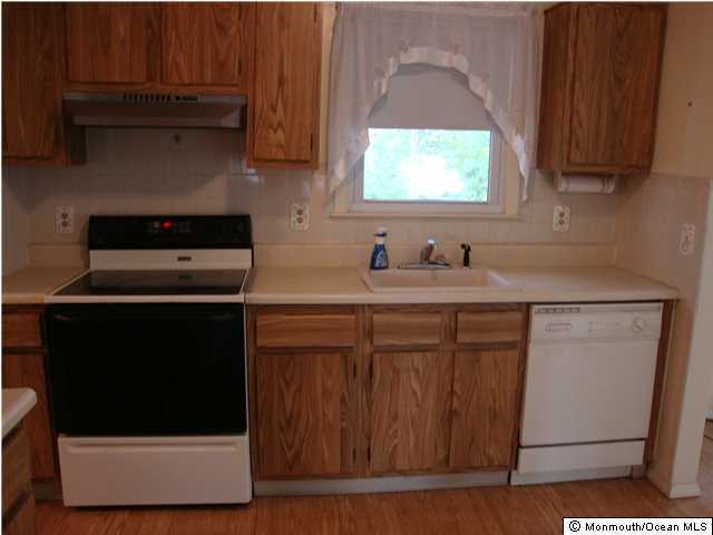 18 Hartford Road Whiting, NJ 08759 - Photo 8 of 17 Additional Photo