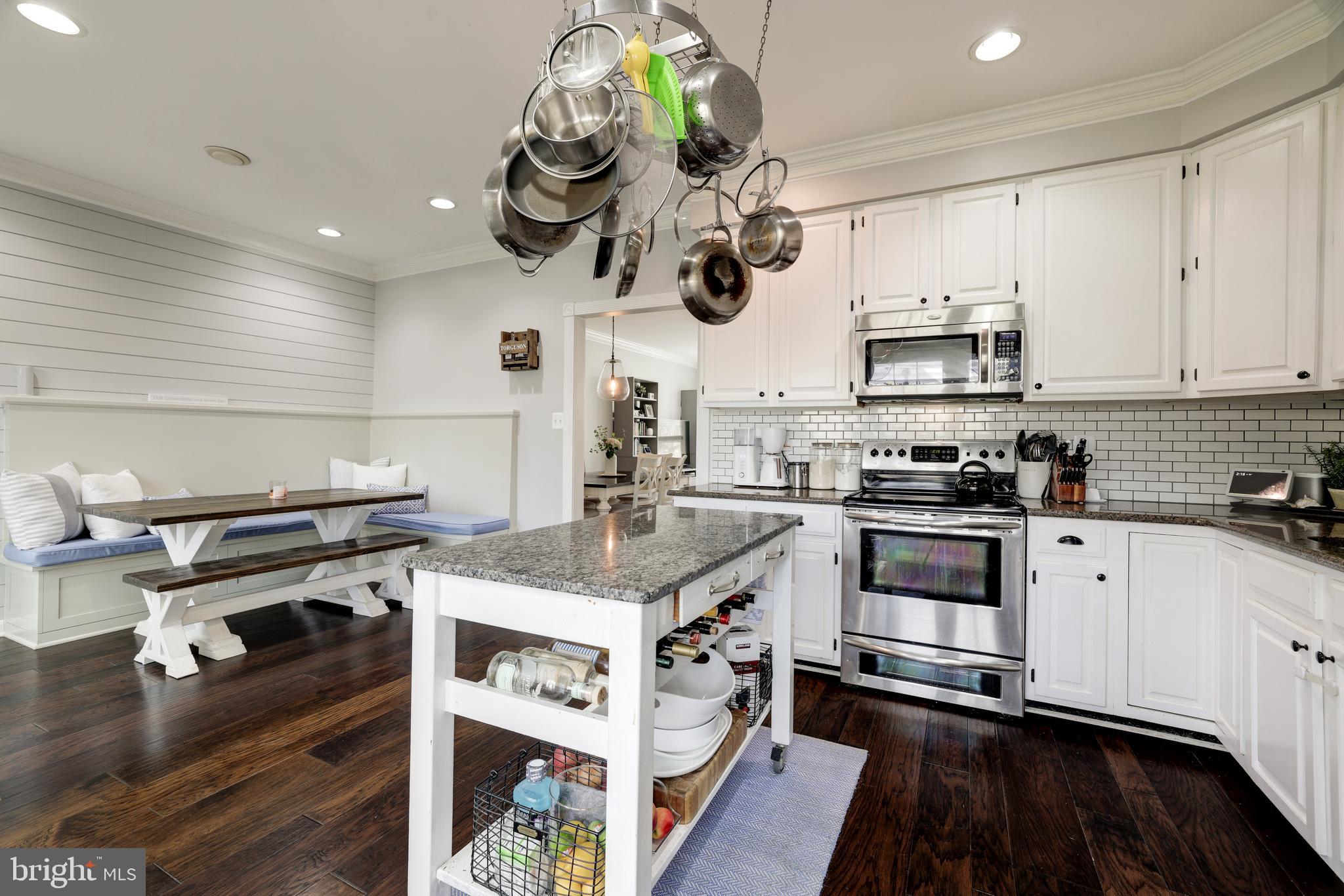 1233 Weatherstone Court Reston, VA 20194 - Photo 29 of 57