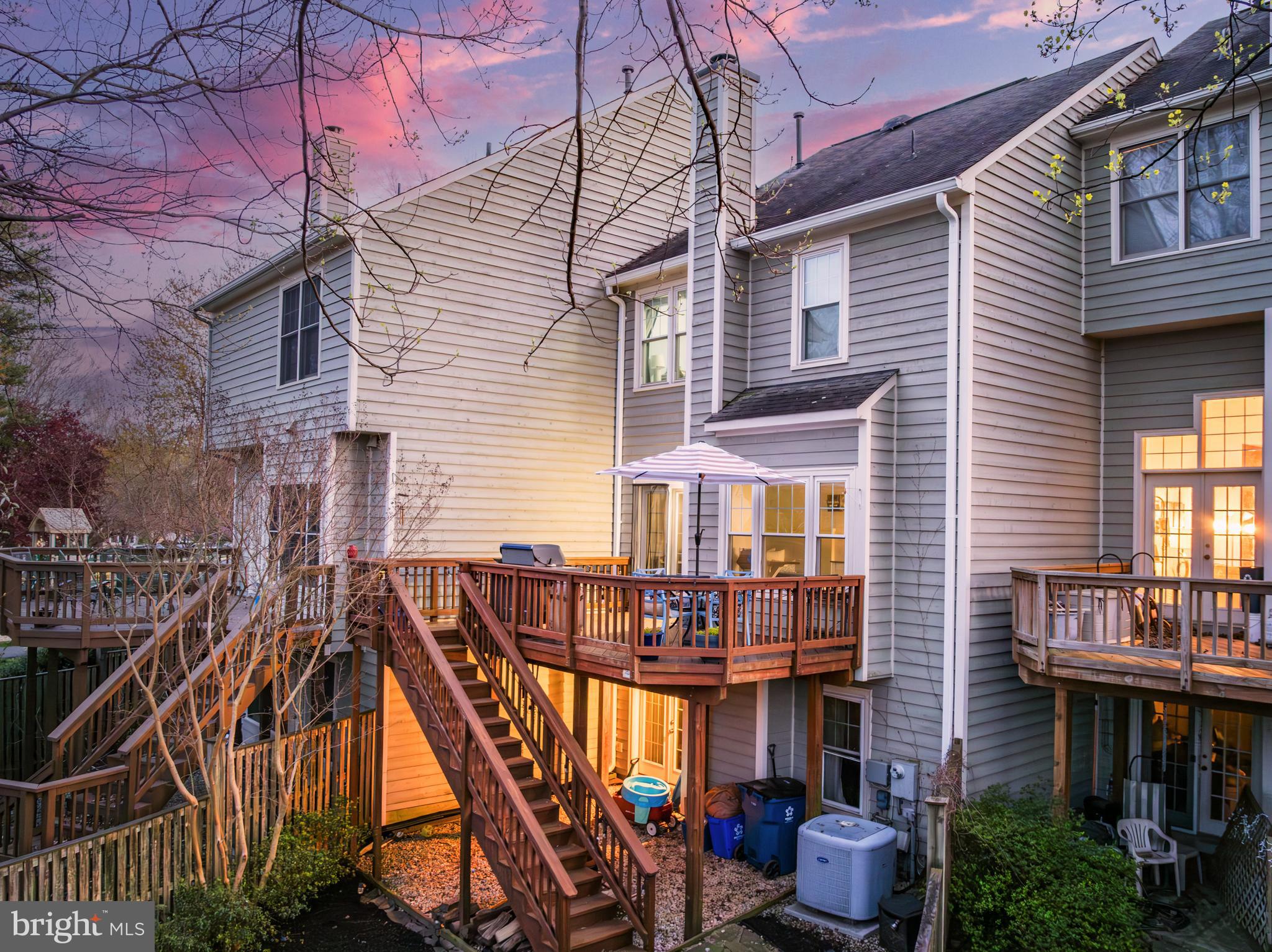 1233 Weatherstone Court Reston, VA 20194 - Photo 5 of 57