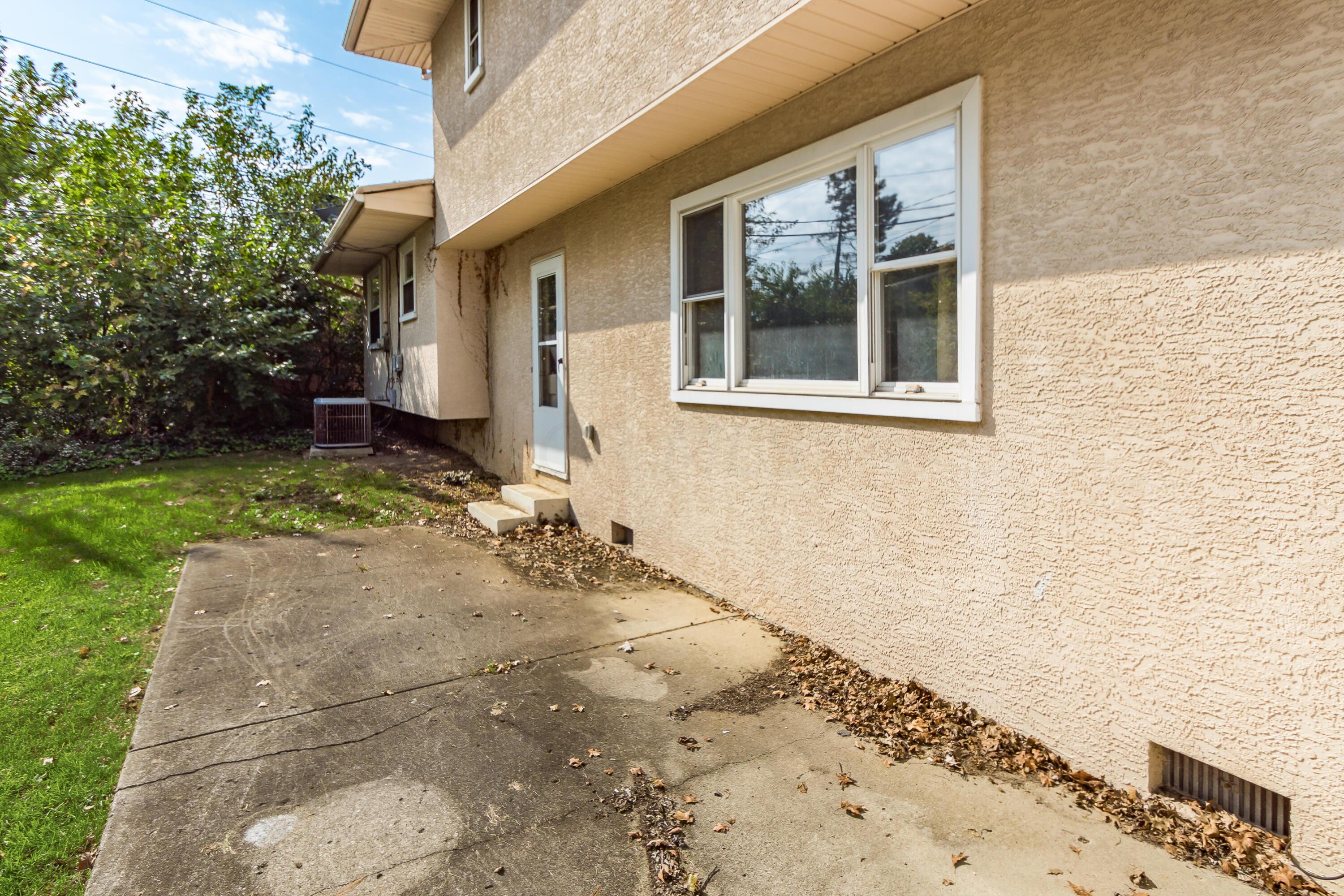 4764 Dechant Road Columbus, OH 43229 - Photo 14 of 52 Gallery Image 14