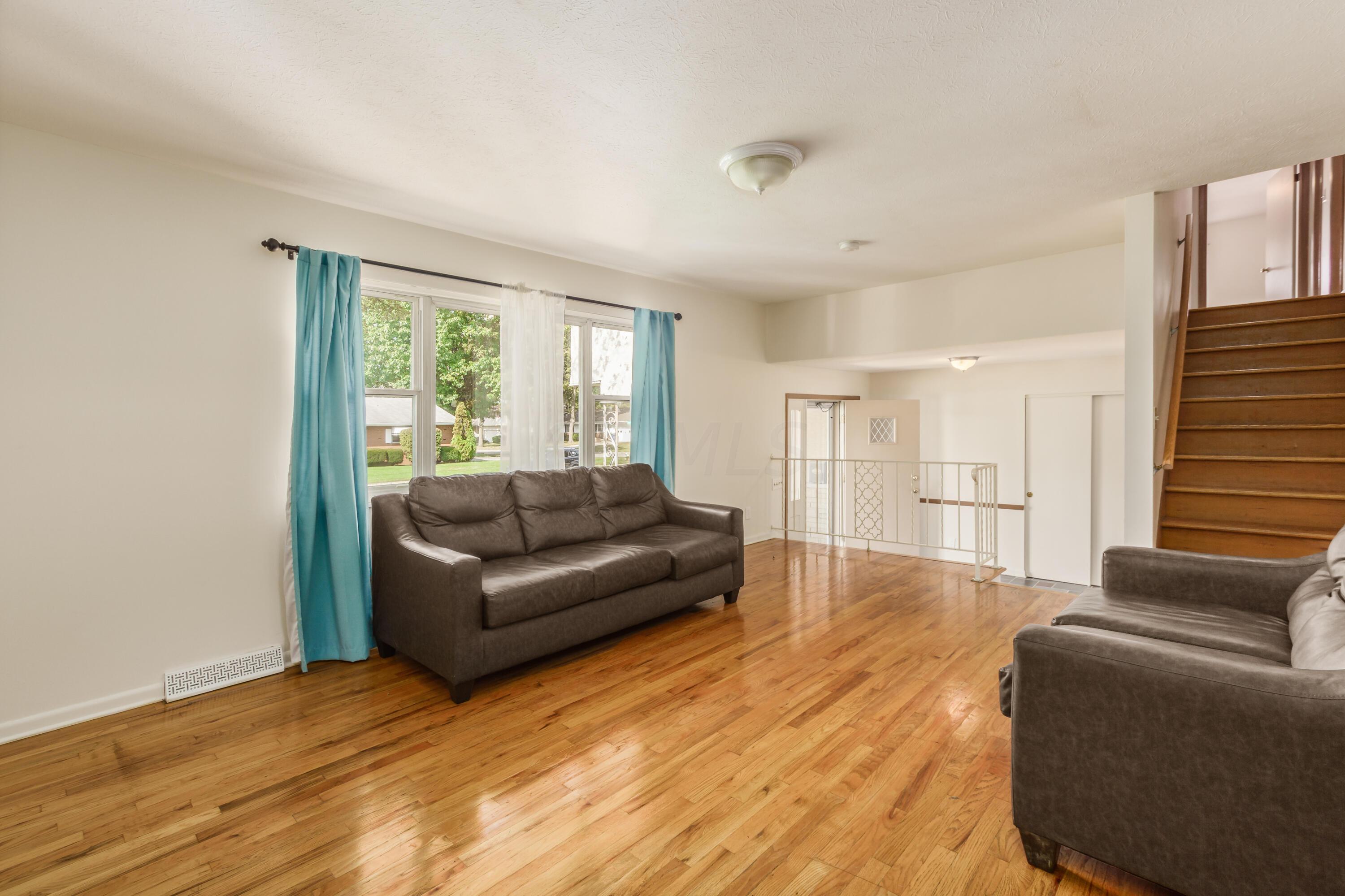 4764 Dechant Road Columbus, OH 43229 - Photo 20 of 52 Gallery Image 20