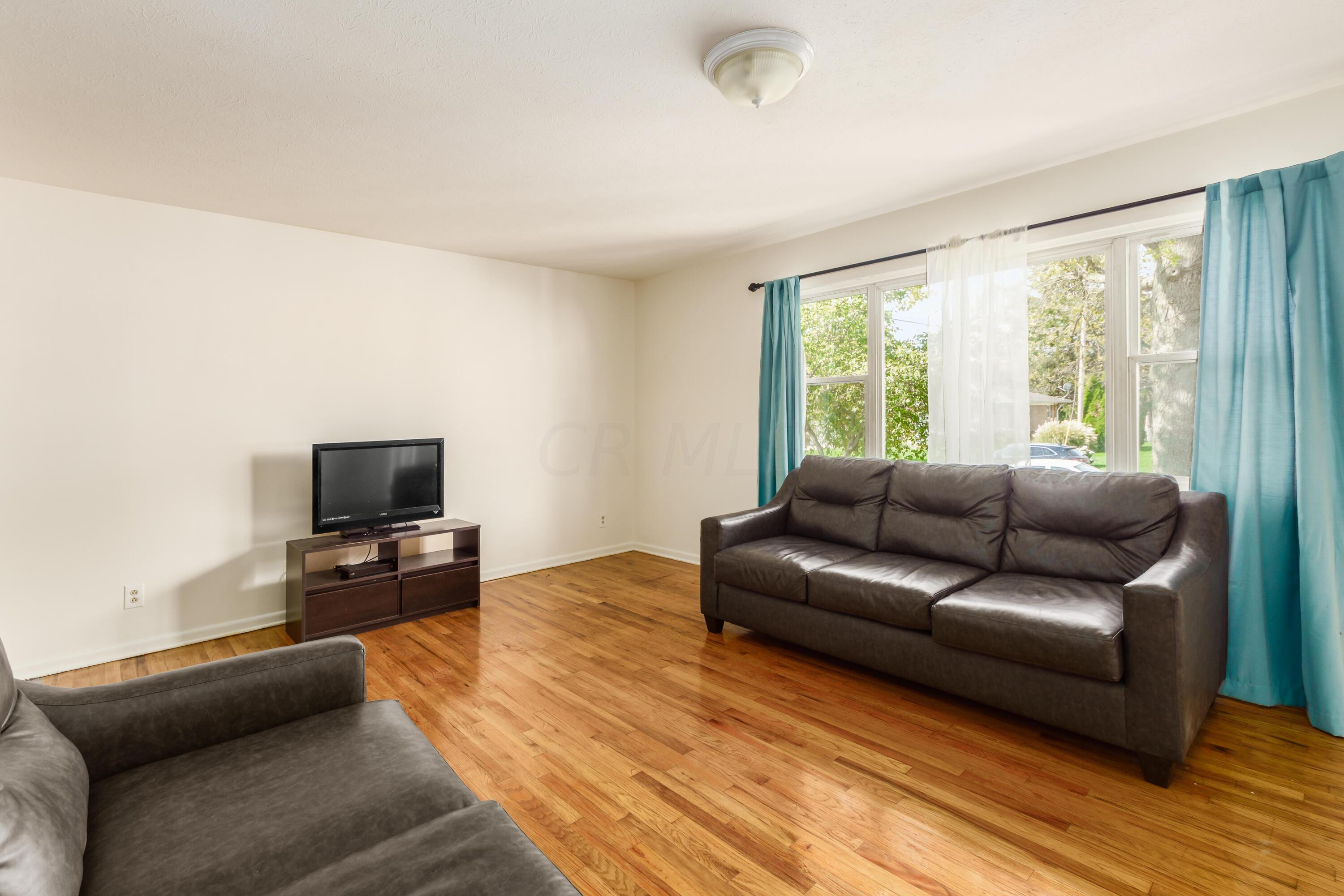 4764 Dechant Road Columbus, OH 43229 - Photo 21 of 52 Gallery Image 21