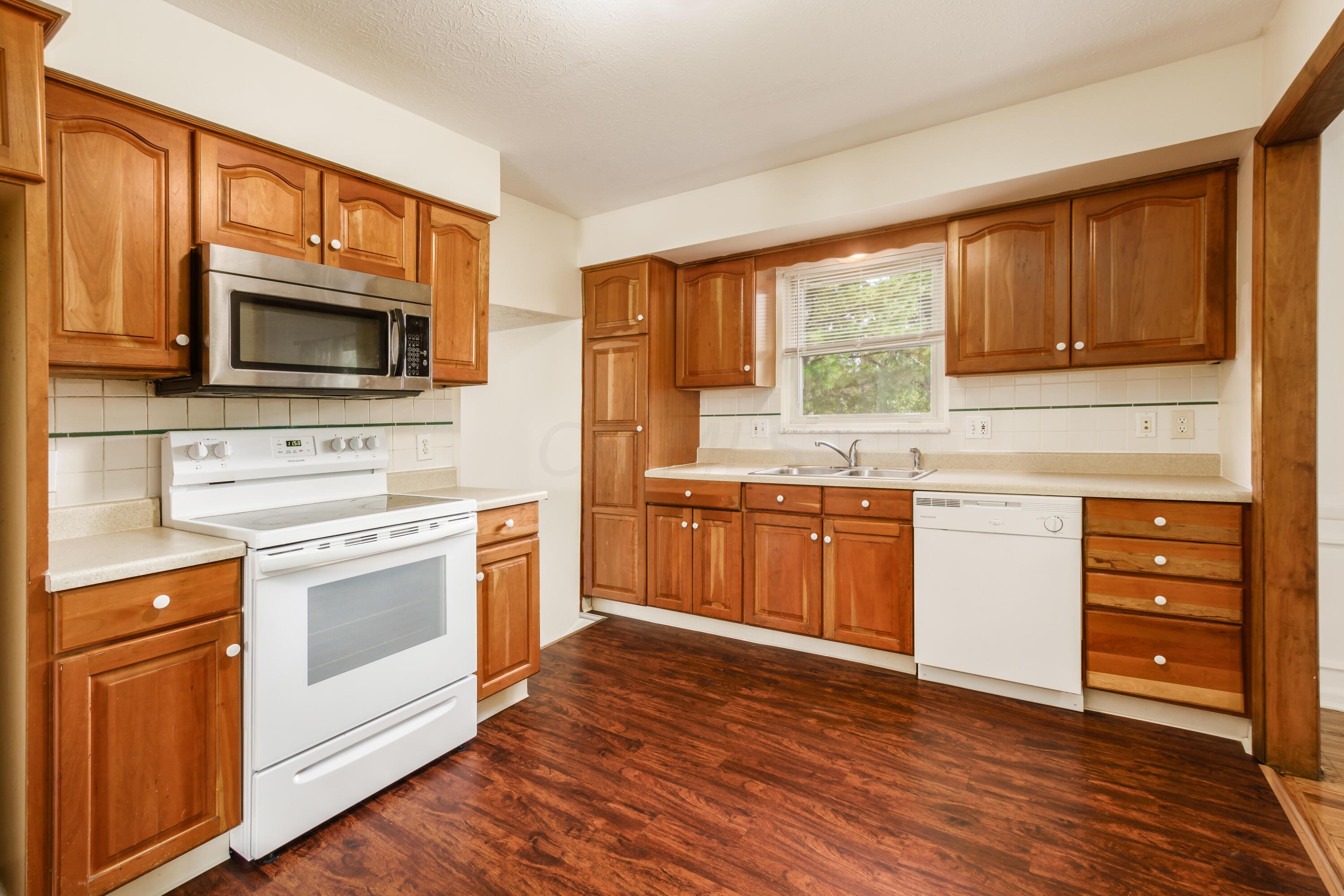 4764 Dechant Road Columbus, OH 43229 - Photo 28 of 52 Gallery Image 28