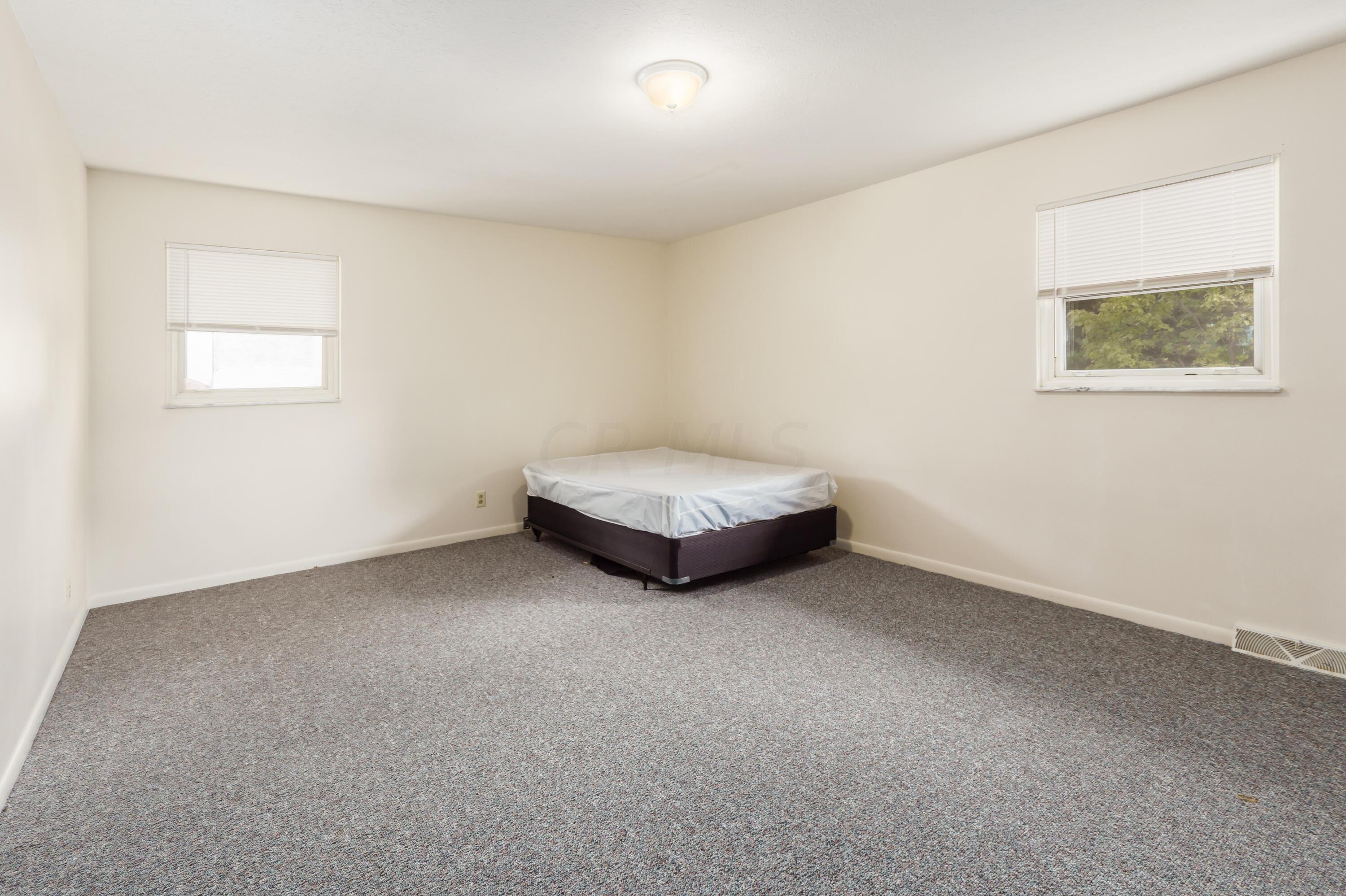 4764 Dechant Road Columbus, OH 43229 - Photo 35 of 52 Gallery Image 35