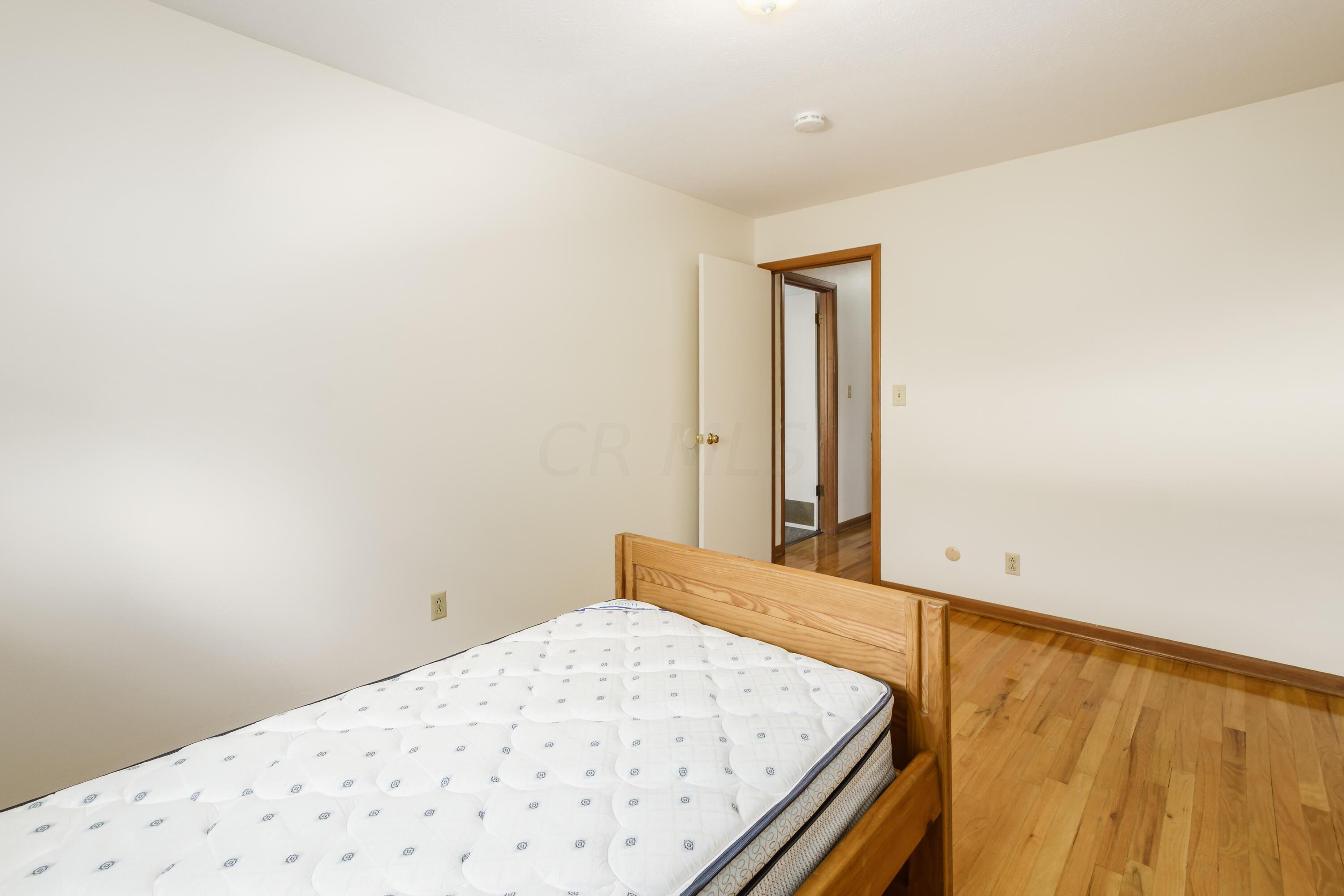 4764 Dechant Road Columbus, OH 43229 - Photo 40 of 52 Gallery Image 40