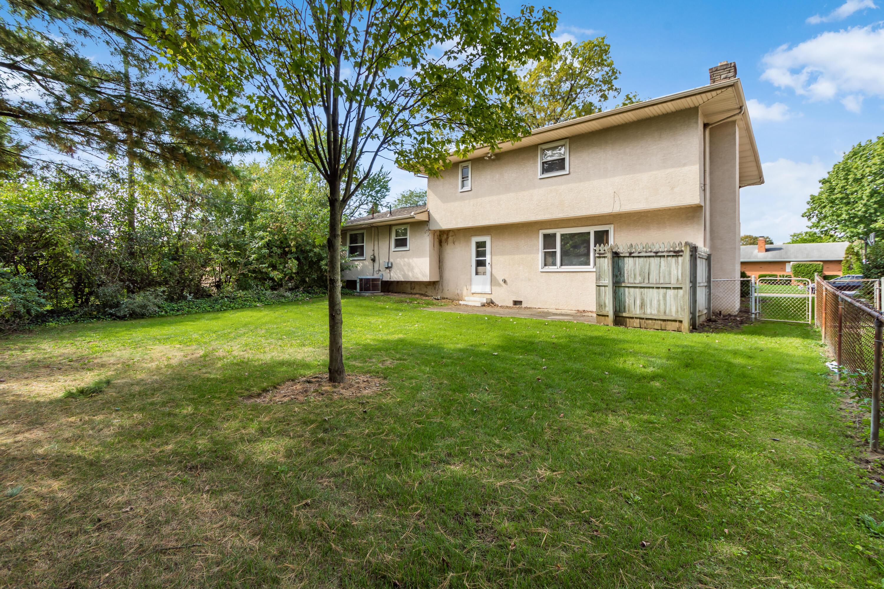 4764 Dechant Road Columbus, OH 43229 - Photo 7 of 52 Gallery Image 7