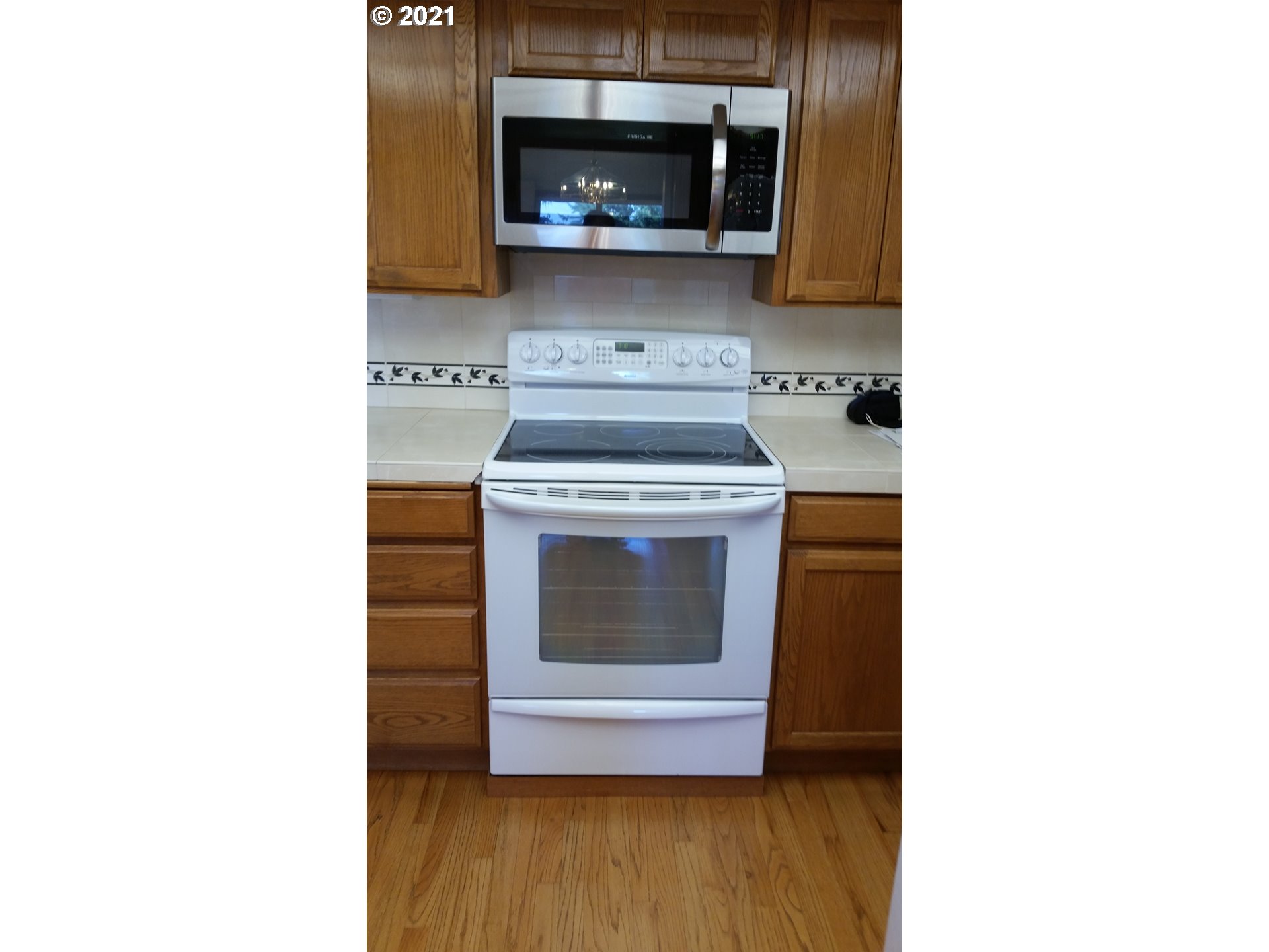 25180 South Springwater Road Estacada, OR 97023 - Photo 12 of 20 Kitchen