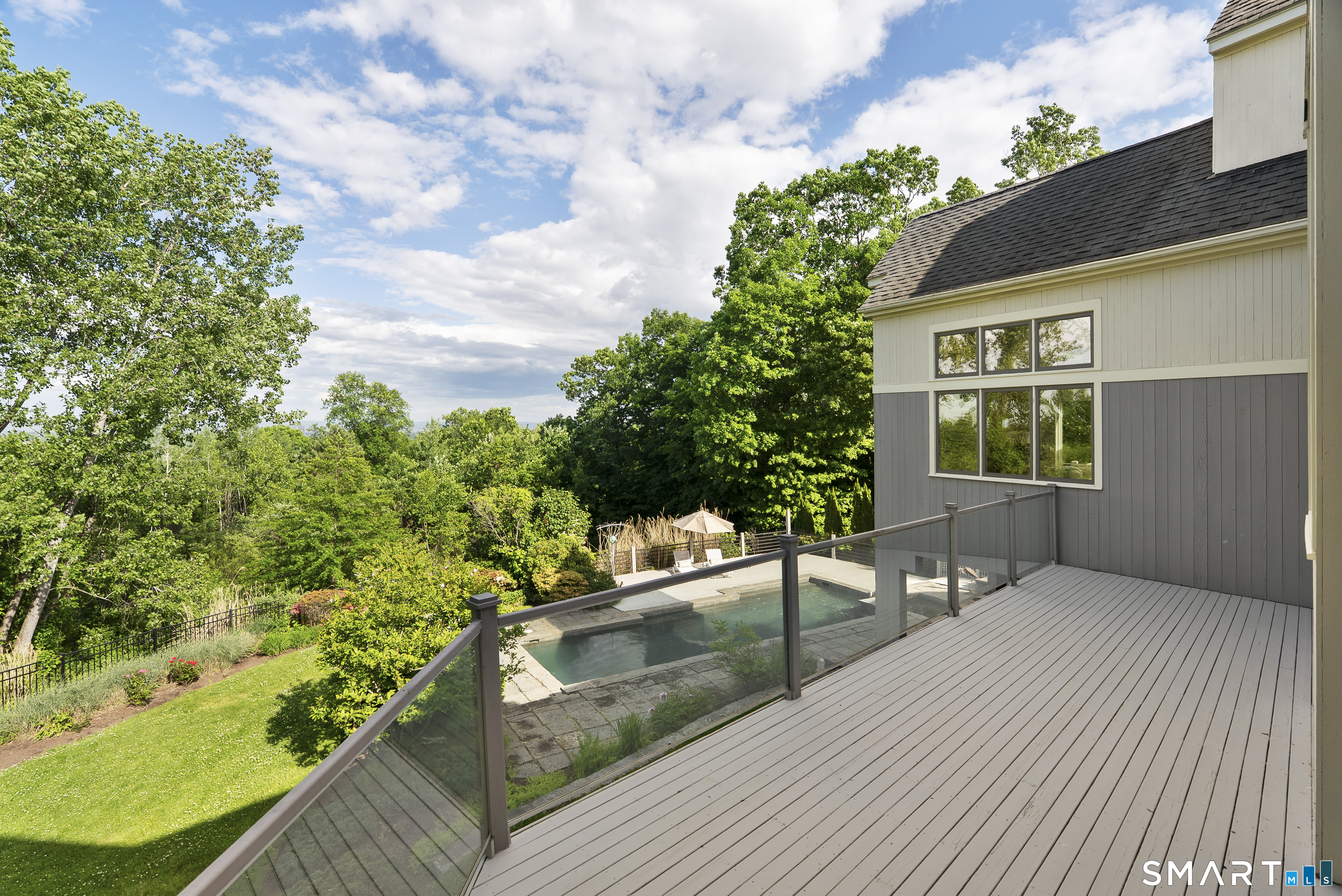 46 Balfour Road West Hartford, CT 06117 - Photo 21 of 40
