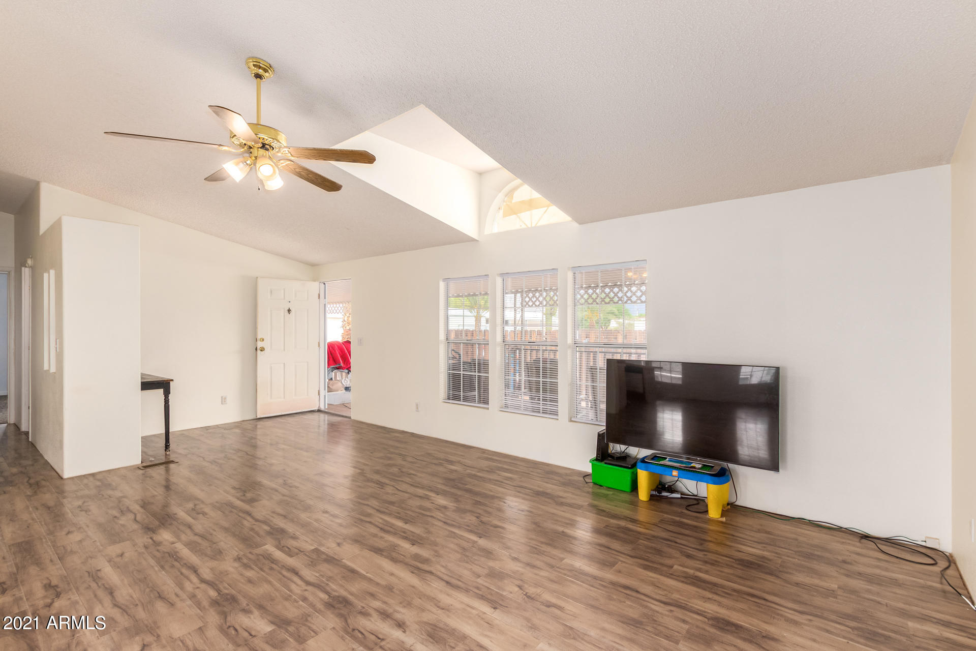 2124 South Wickiup Road Apache Junction, AZ 85119 - Photo 6 of 25 6 - Wickiup