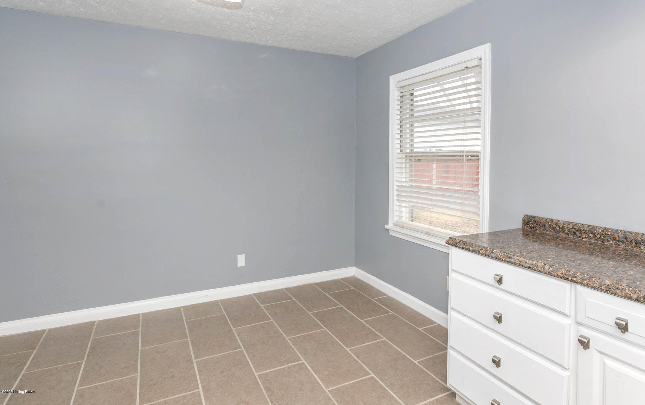 8325 Virginia Road Louisville, KY 40258 - Photo 14 of 33 014