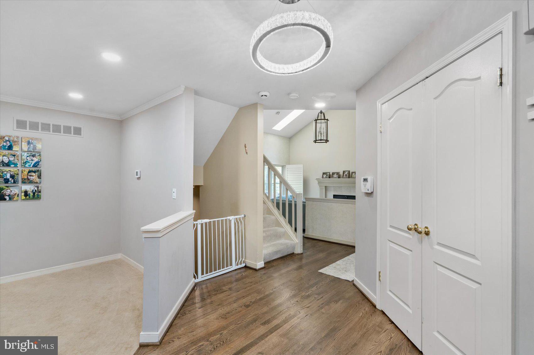 6921 Diana Road Baltimore, MD 21209 - Photo 3 of 47 Entrance
