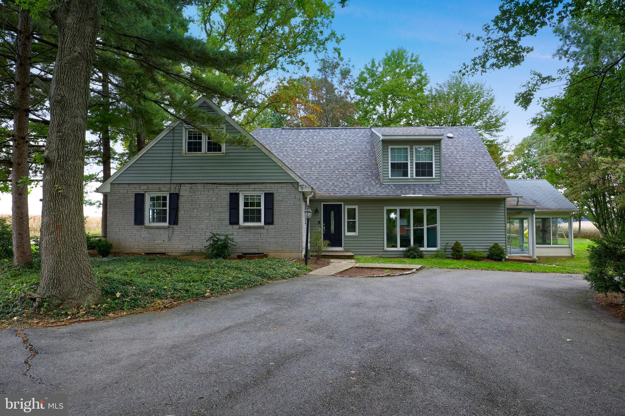 491 Central Manor Road Mountville, PA 17554 - Photo 1 of 71 Gallery Image 1