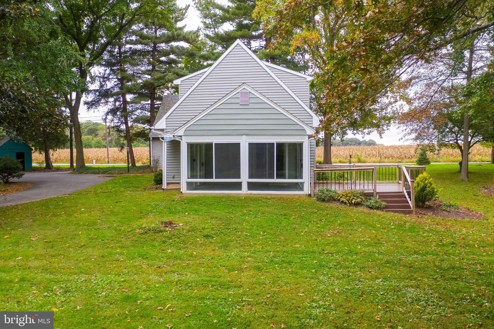 491 Central Manor Road Mountville, PA 17554 - Photo 4 of 71 Gallery Image 4