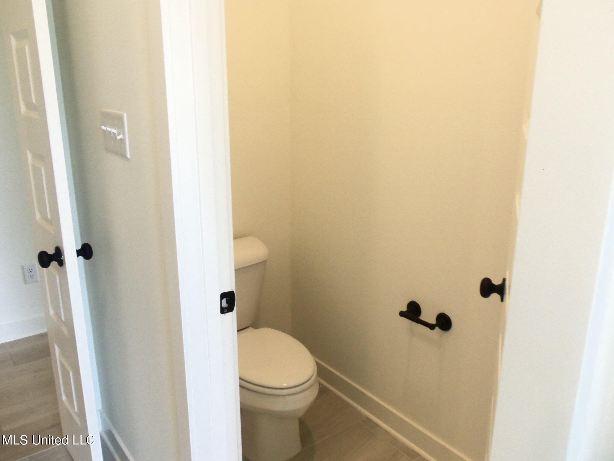 3364 Blooming Grv Road Olive Branch, MS 38654 - Photo 23 of 38 100_1372