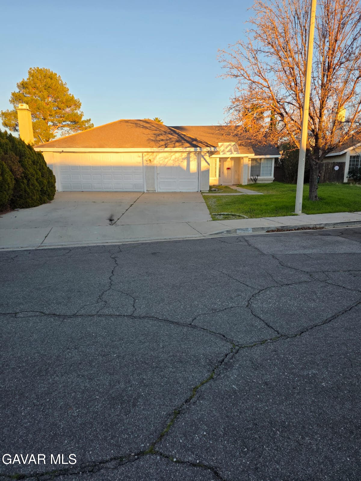 37422 Morning Circle Palmdale, CA 93550 - Photo 15 of 32 unnamed (35)