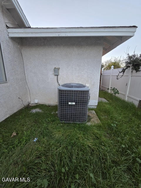 37422 Morning Circle Palmdale, CA 93550 - Photo 10 of 32 unnamed (19)