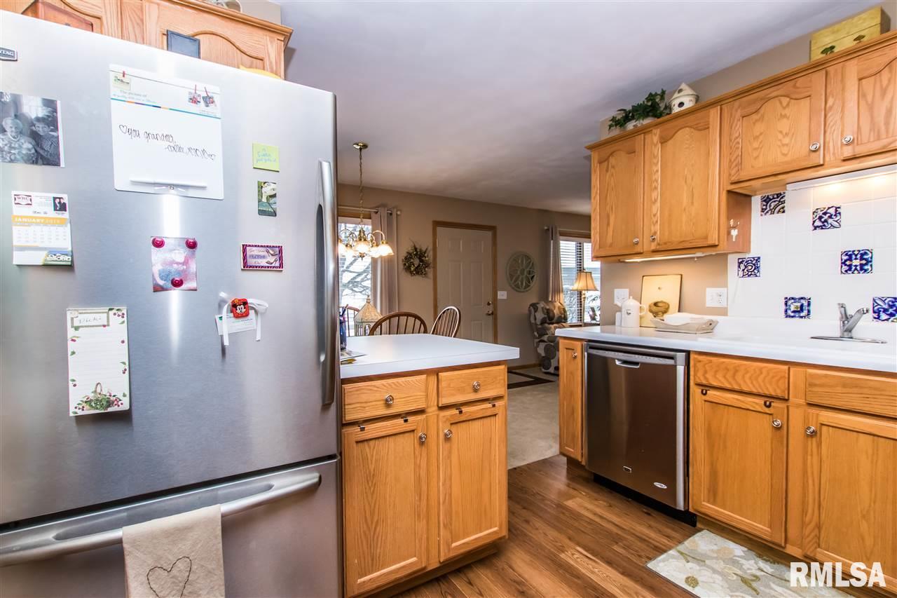 1258 Kingsbury Road Washington, IL 61571 - Photo 11 of 27 Gallery Image 11