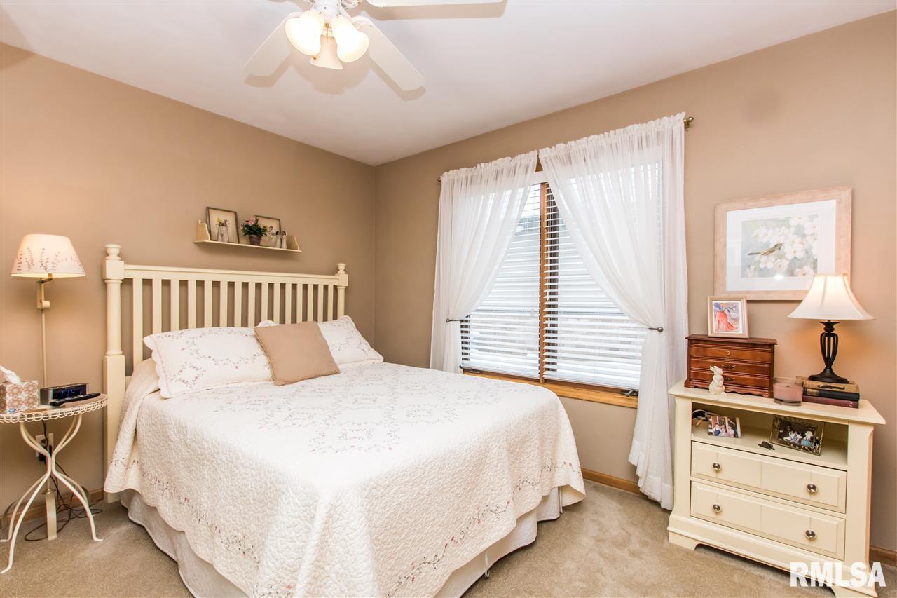 1258 Kingsbury Road Washington, IL 61571 - Photo 16 of 27 Gallery Image 16