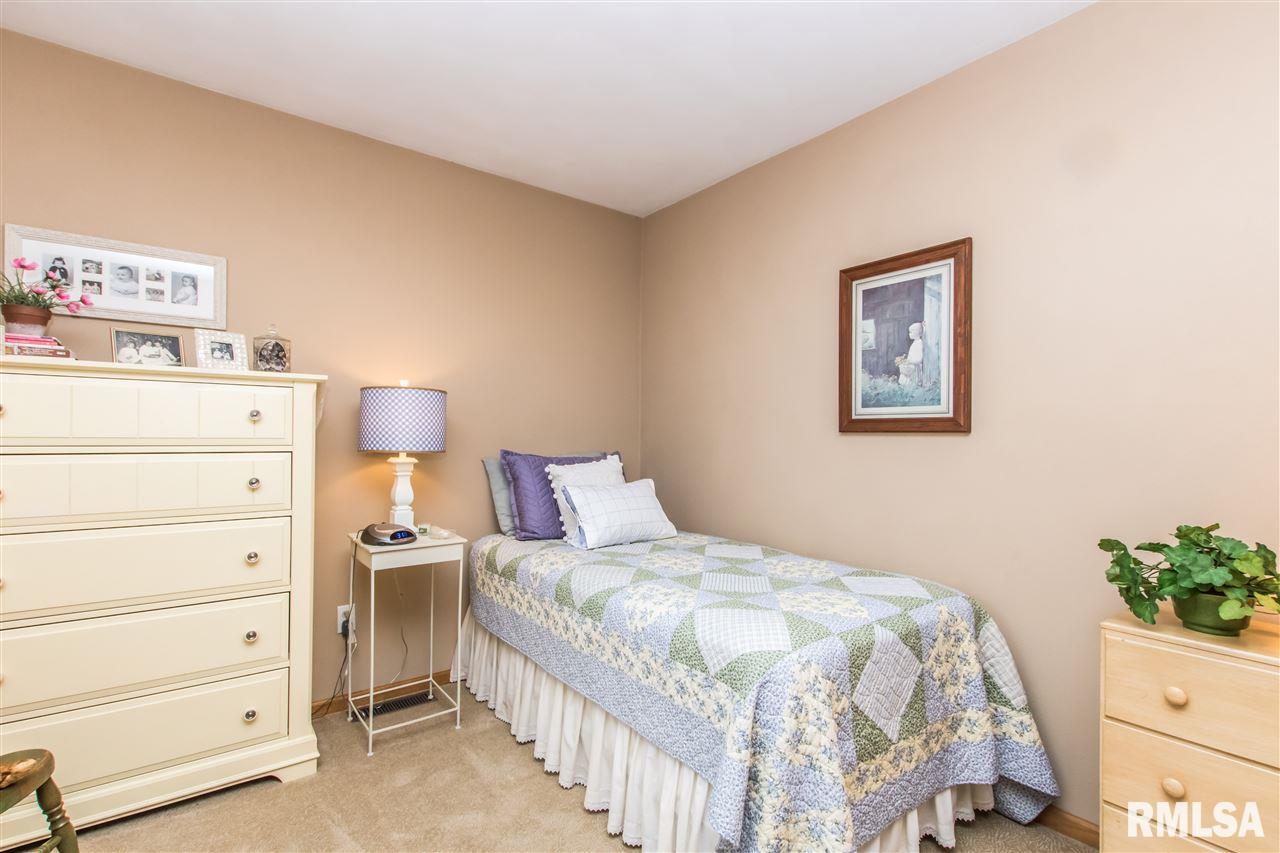 1258 Kingsbury Road Washington, IL 61571 - Photo 19 of 27 Gallery Image 19